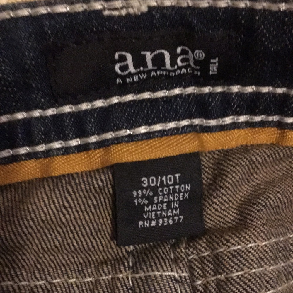 Ladies jeans - Picture 6 of 16